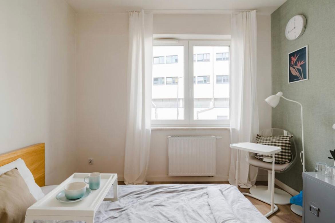 Color Room Warsaw Wola Экстерьер фото